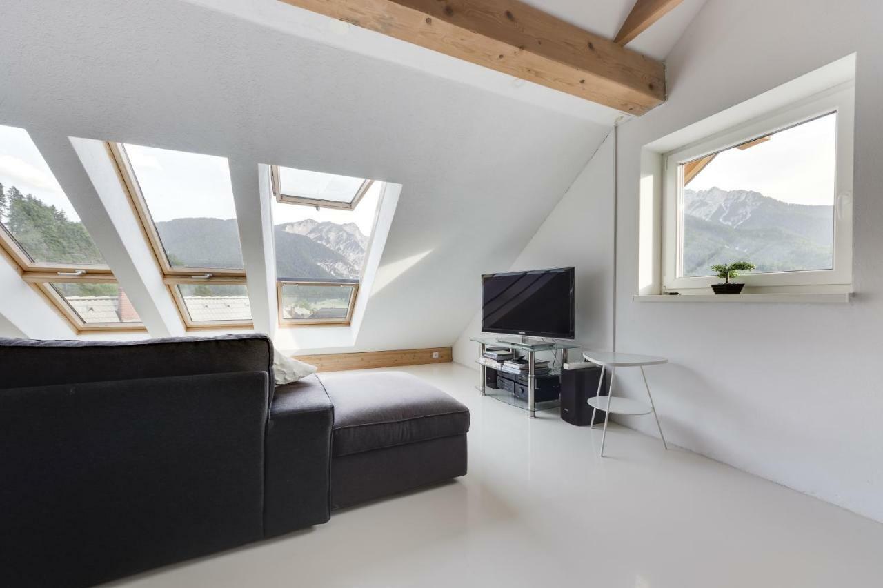 Apartma Julian Experience *